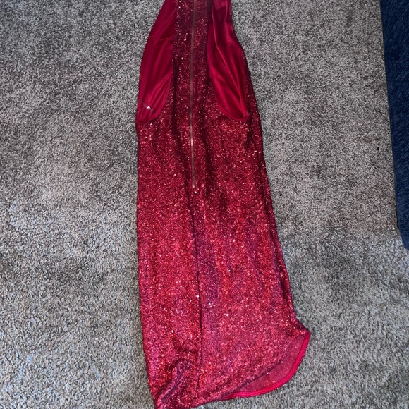 Red sparkle dress - Picture 7 of 10